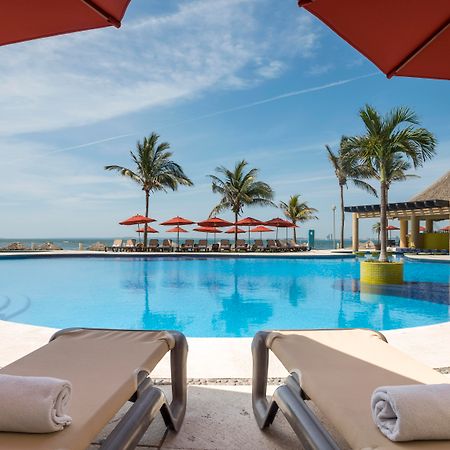 Camino Real 베라크루즈 외부 사진 Pool at the Iberostar Grand Hotel Bávaro