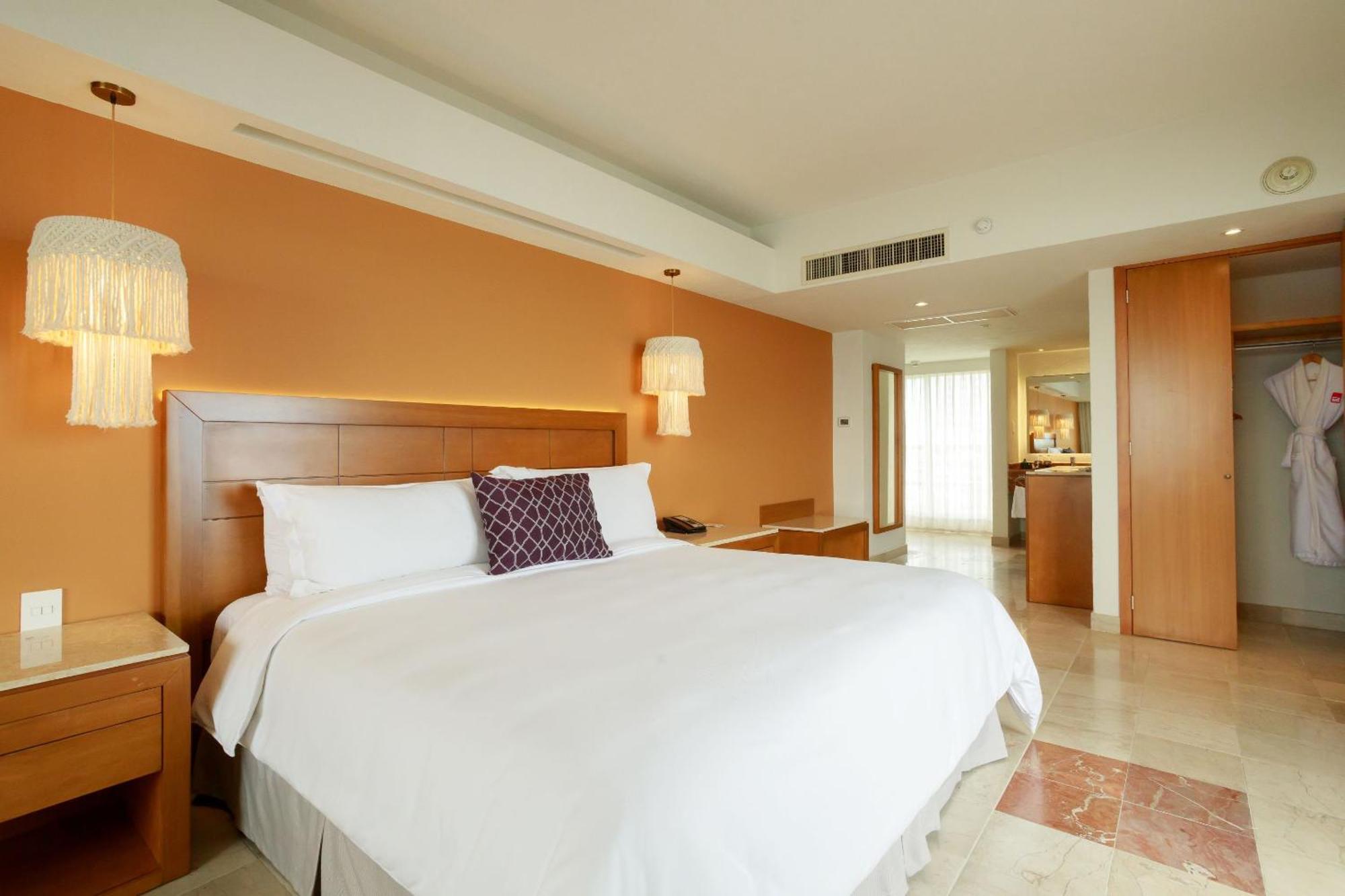 Camino Real 베라크루즈 외부 사진 A bedroom at the hotel