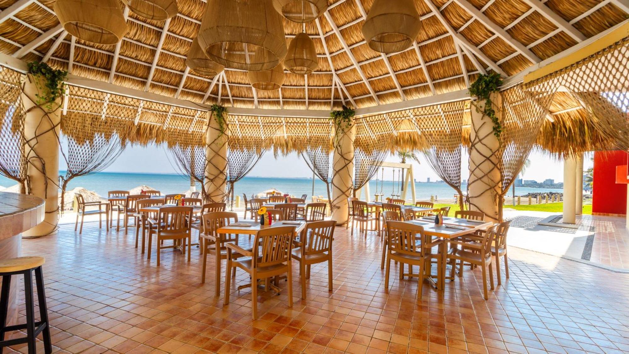 Camino Real 베라크루즈 외부 사진 Restaurant in the resort
